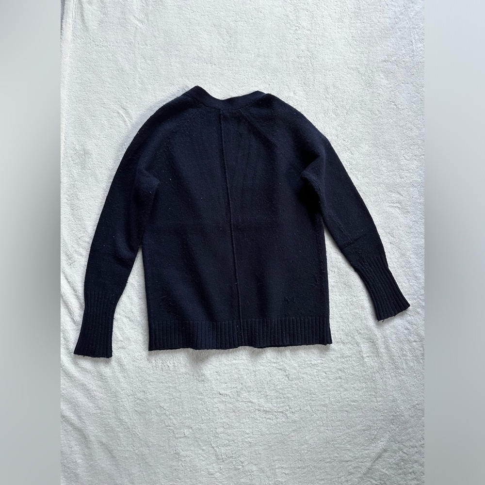 GAP Navy Cardigan - Picture 2 of 4